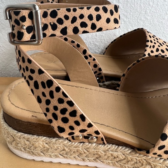 Soda Cheetah Espadrilles Platform Sandals Size 10 - Picture 5 of 11